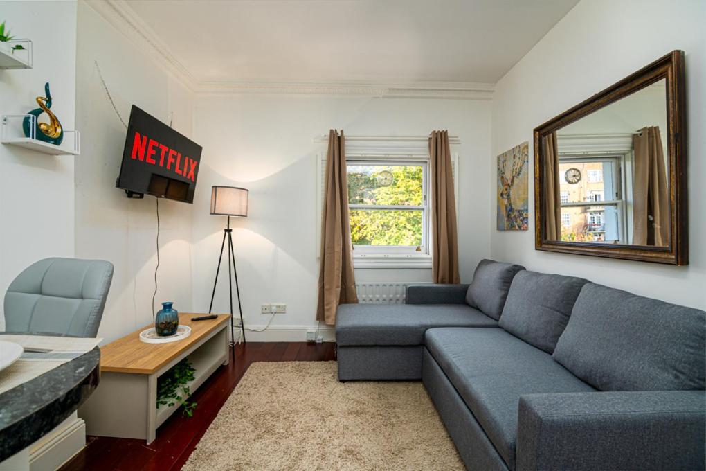 Camden Hub Apartment London