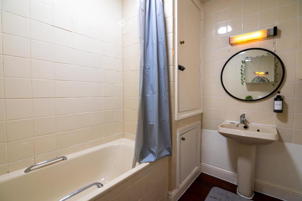 Apartment Camden Hub London